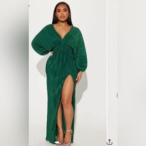Small Paloma Pleated Maxi Dress - Hunter Green Fashion Nova